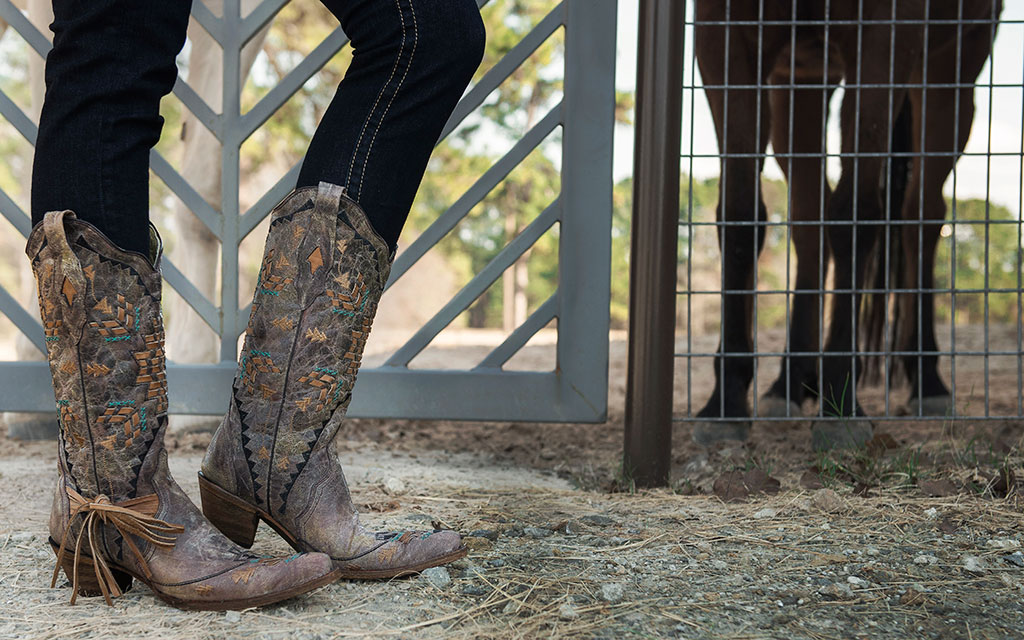 cavender's waterproof boots