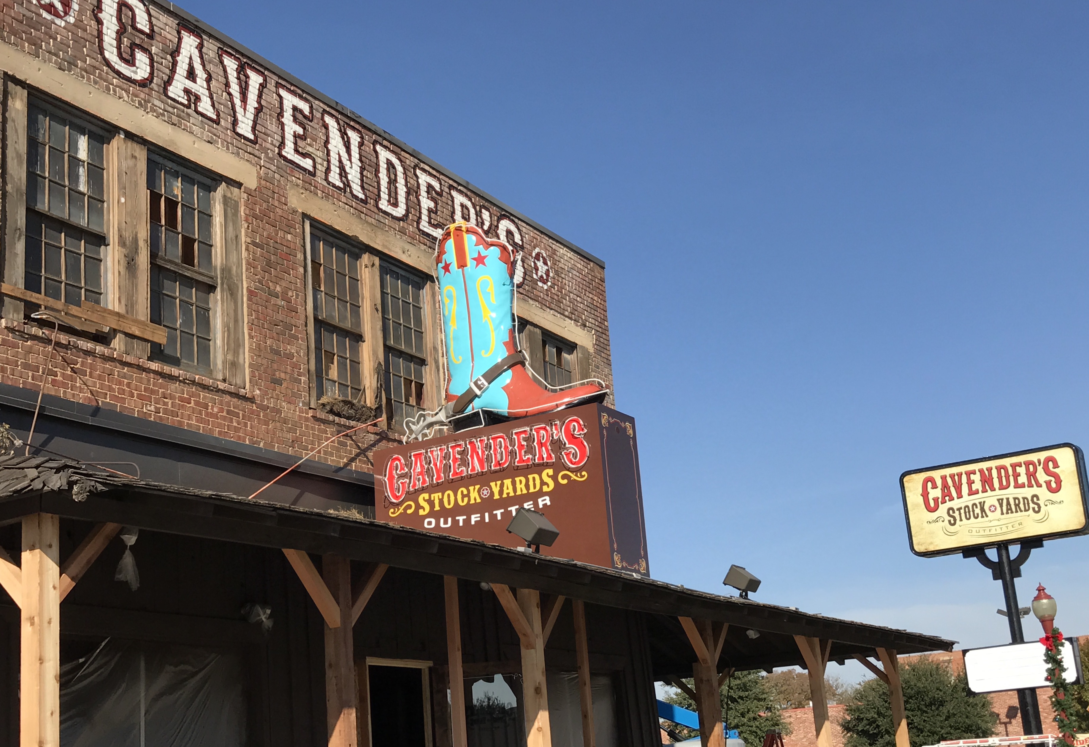 Cavender’s Stock Yards Outfitter Now Open in the Historic Stockyards in Fort Worth, Texas!