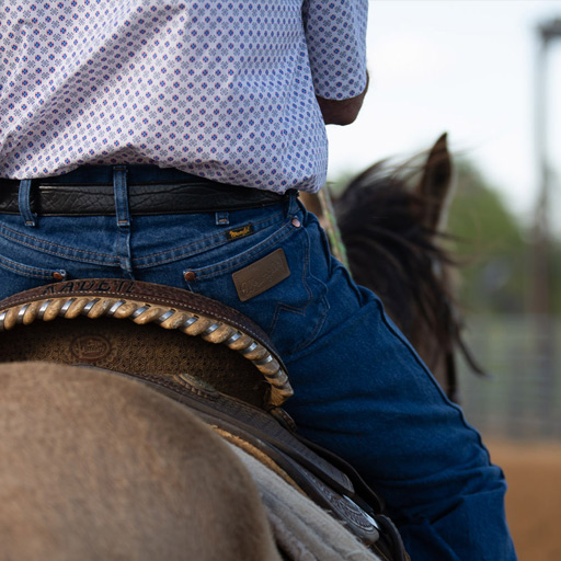 mens wrangler jeans in saddle