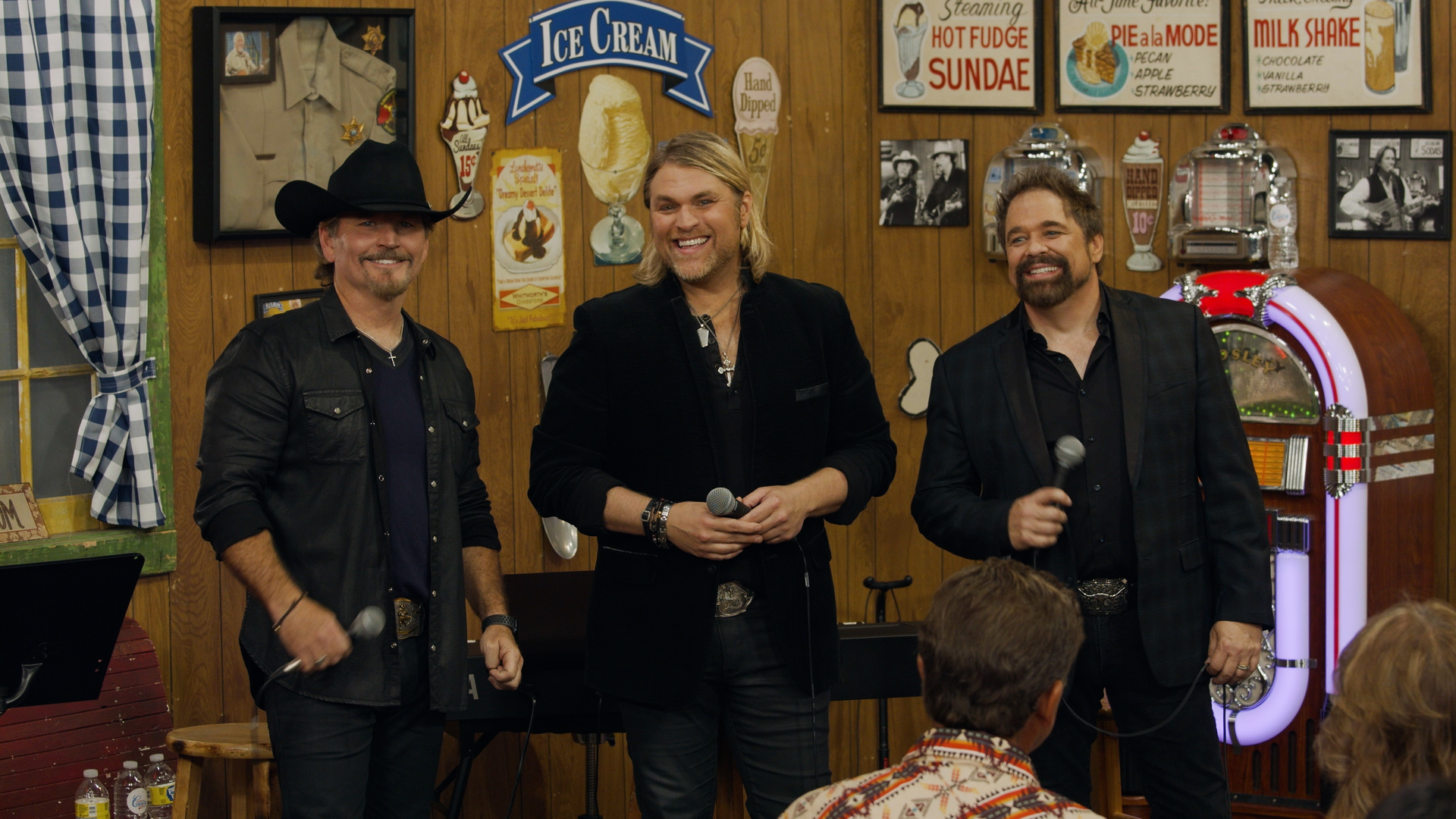 Larry's Country Diner Musical Guest Texas Tenors